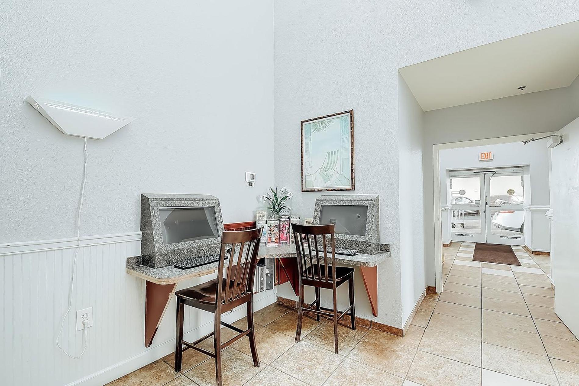 Ocean Front Comfy Condo W/Kitchen, Sleeps 4, Snowbird Paradise شاطئ ميرتل المظهر الخارجي الصورة